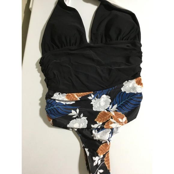 Beachsissi Other - NWT Beachsissi Swimsuit Ruched Halter Strap One Piece Size Medium
